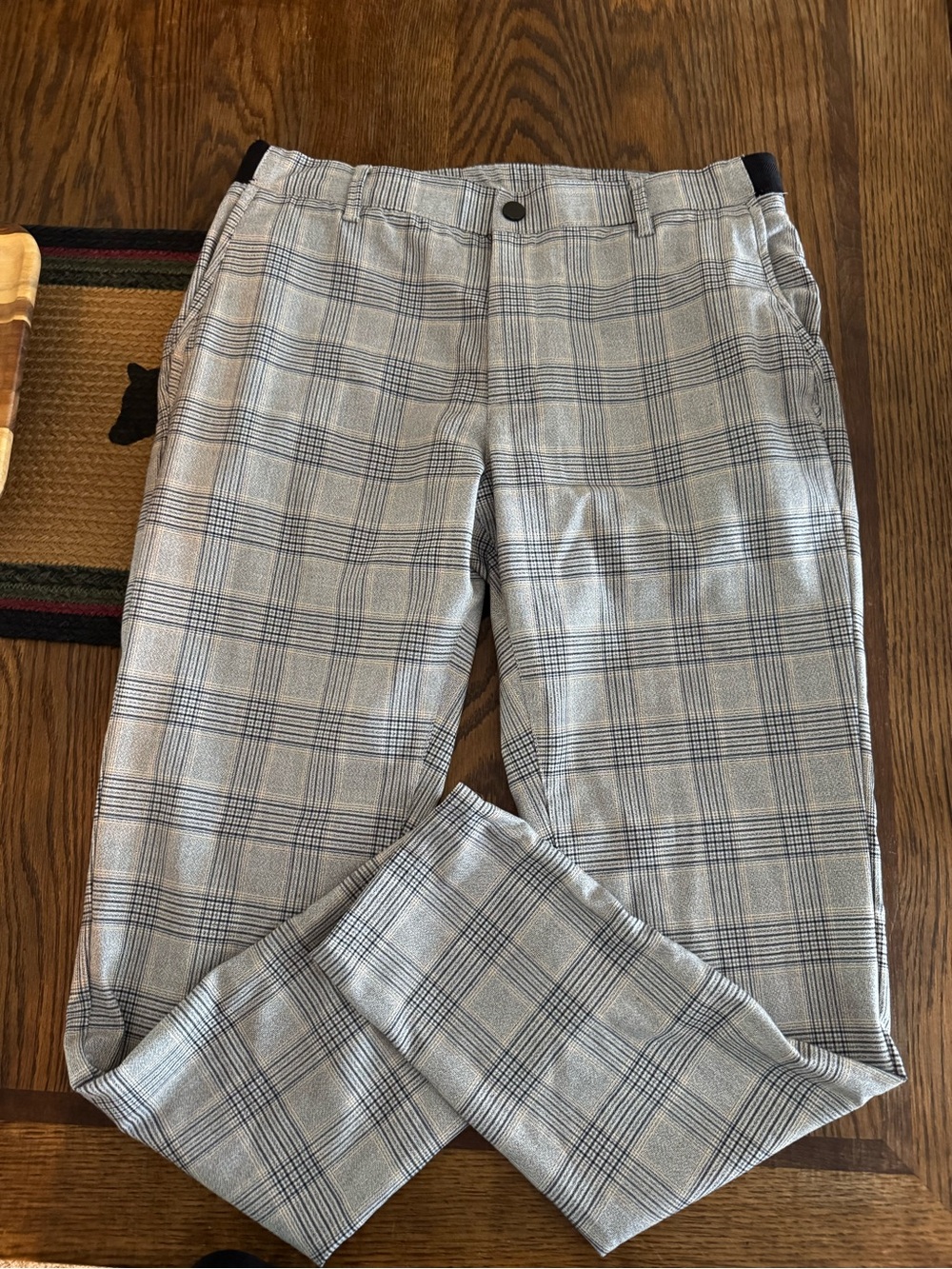 Zara Women’s Light Gray Plaid Chinos